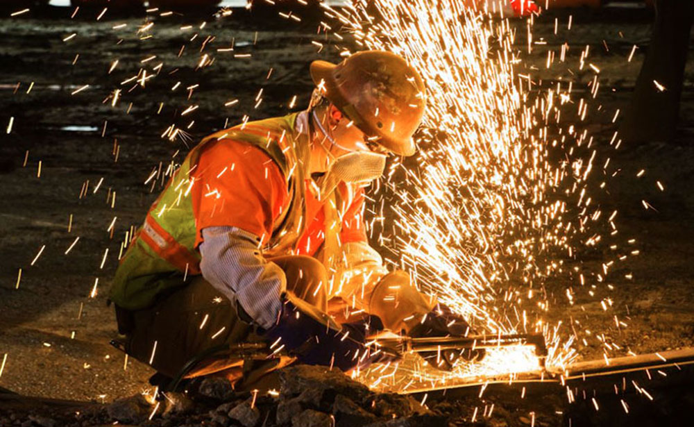 Khắc phục bắn tóe quá mức trong khi hàn