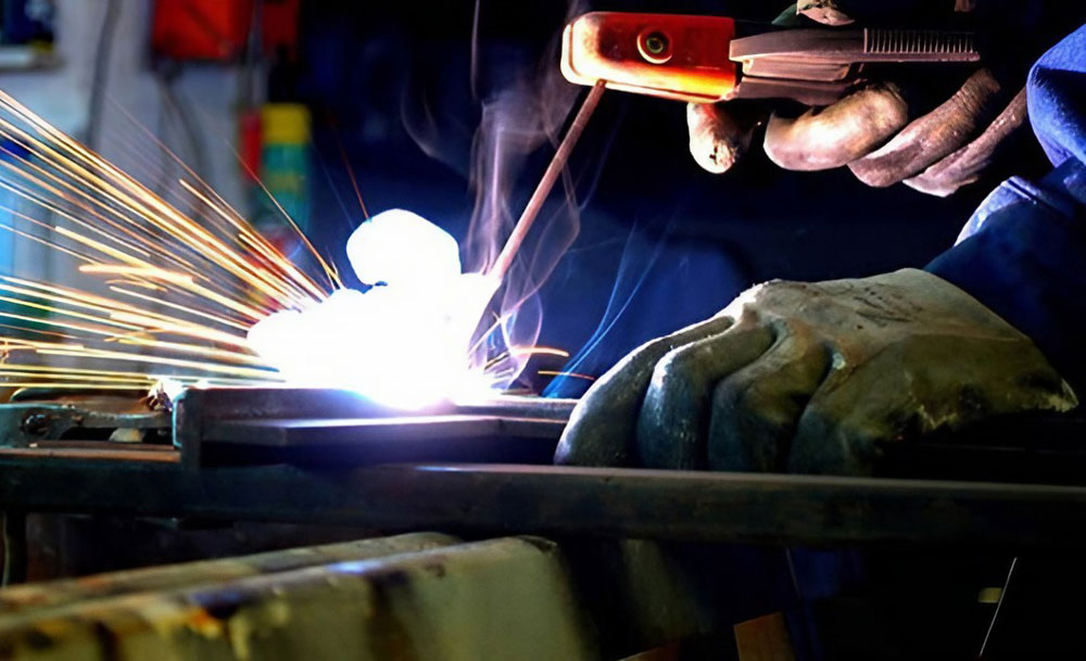 Khắc phục máy hàn quạt không chạy, máy hàn đang hàn dừng đột ngột