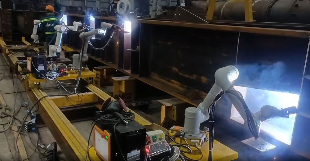 Các loại máy hàn công nghệ cao phổ biến: Cobot hàn
